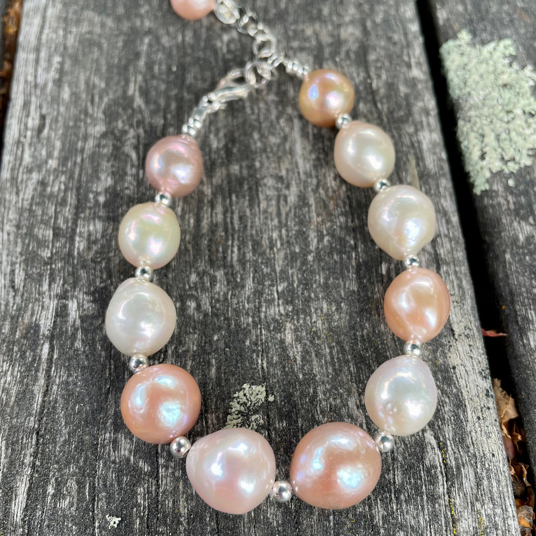 Pink baroque freshwater pearl bracelet