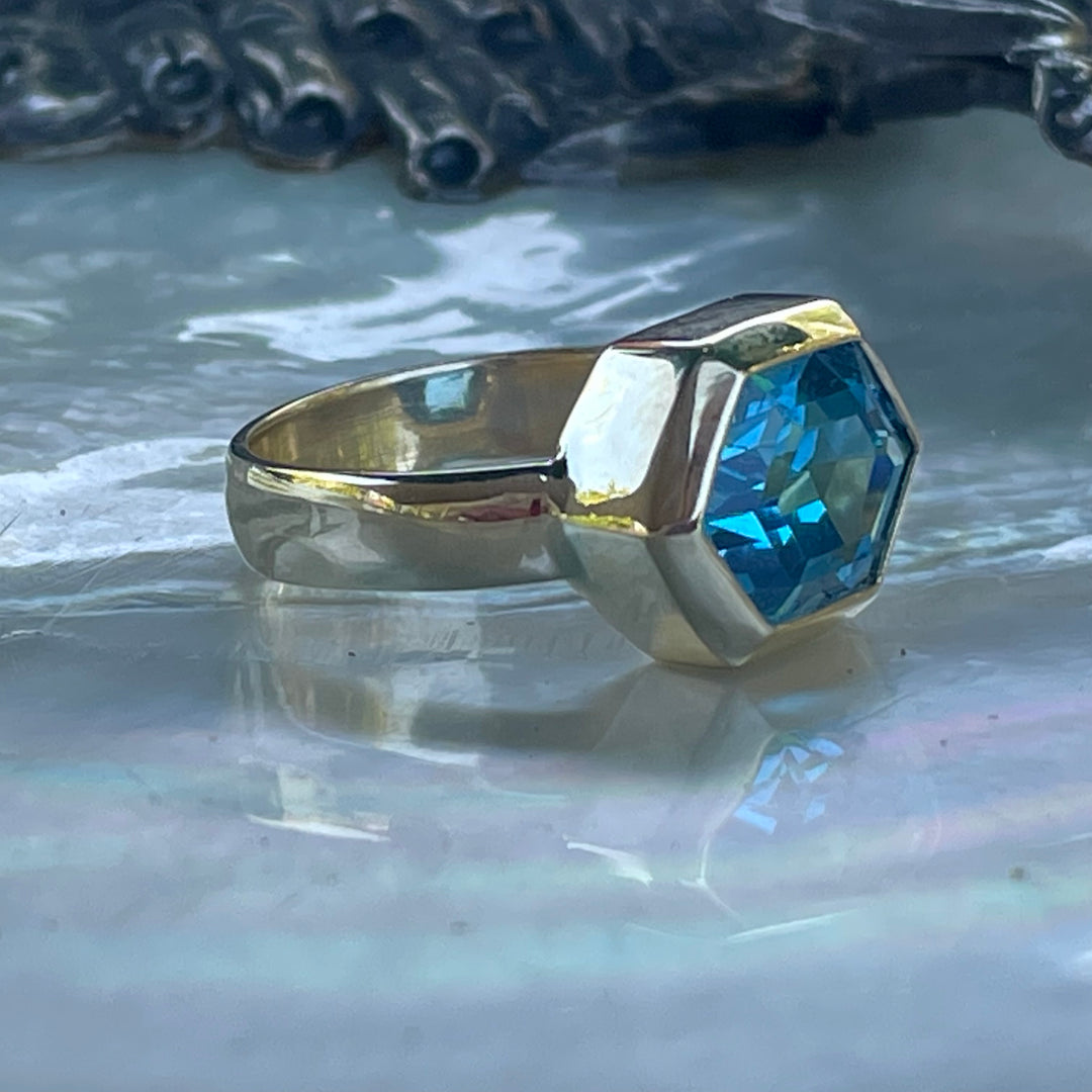 9ct Gold Swiss Blue Topaz Ring
