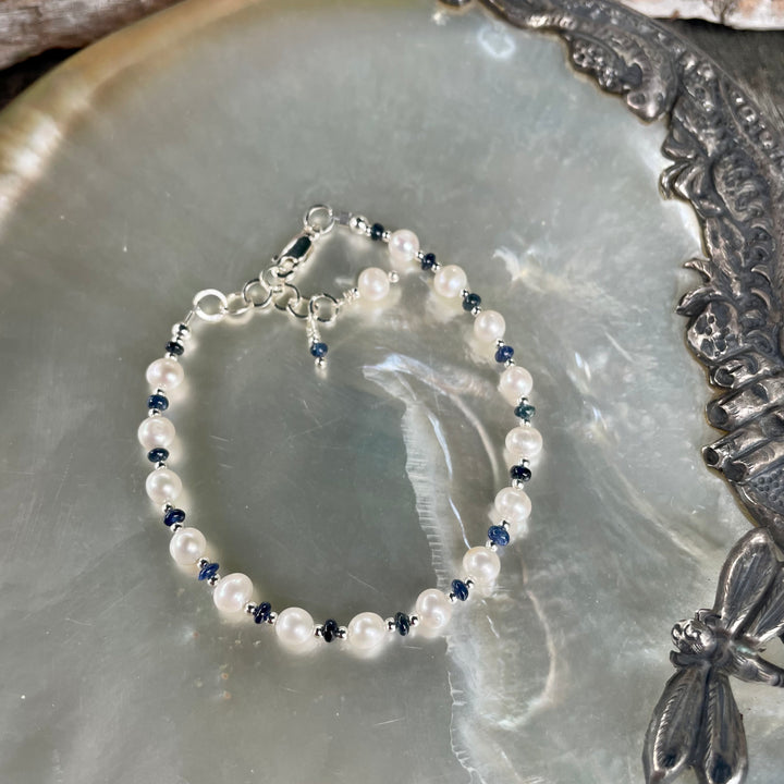 White freshwater pearl and sapphire bracelet