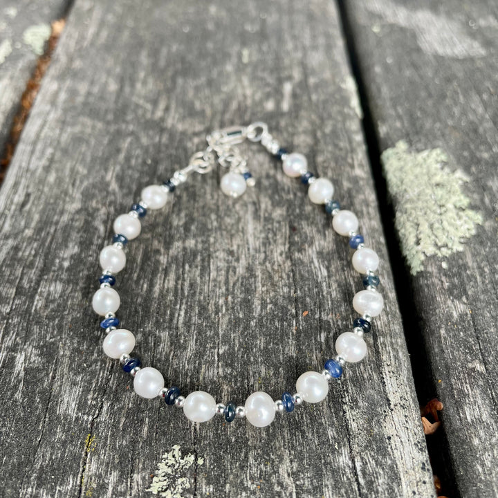 White freshwater pearl and sapphire bracelet