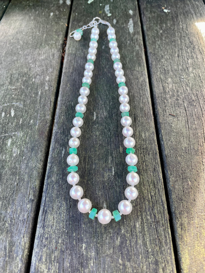 White Freshwater Pearl and emerald necklace