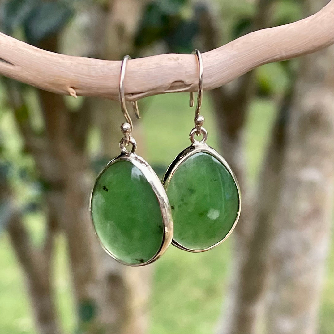 9ct Gold New Zealand Greenstone Drop Earrings