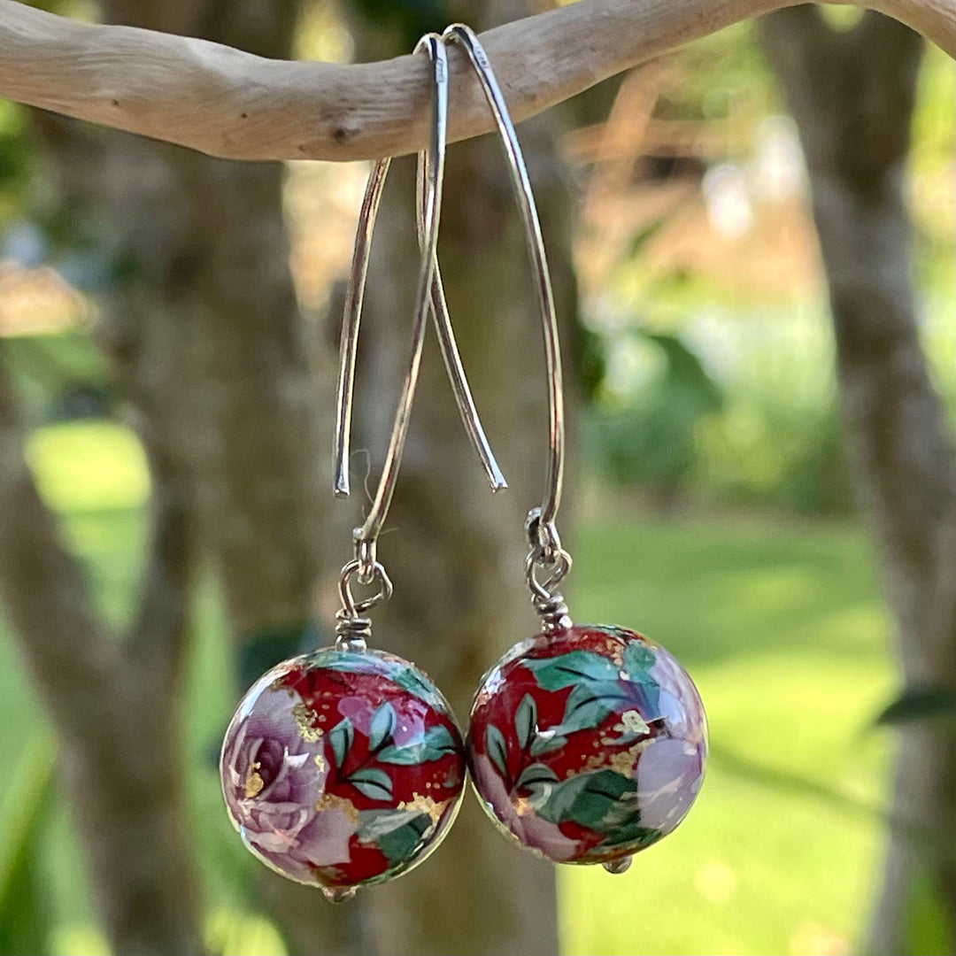 Red Japanese decal earrings